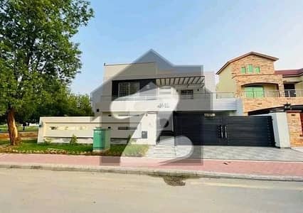 Vip 1 Kanal Luxury Non Furnished House Available For Rent In Bahria Town Lahore