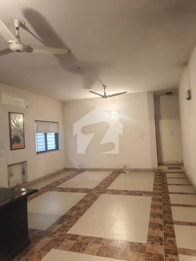 House For Sale In Sector I-8/2 Islamanad