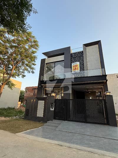 DHA RAHBAR PH 11 SECTOR 2 5 MARLA MODER HOUSE 50FT ROADREADY FOR THE SALE HOT LOCATION NEAR BY
