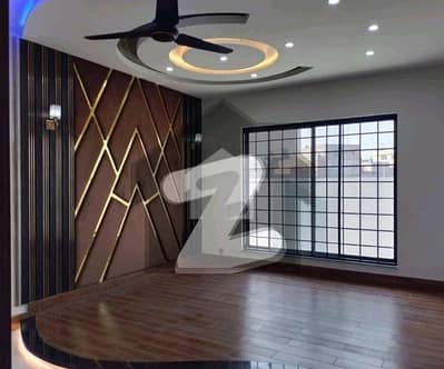 House Of 5 Marla Is Available For Sale In Bahria Town - Sector E
