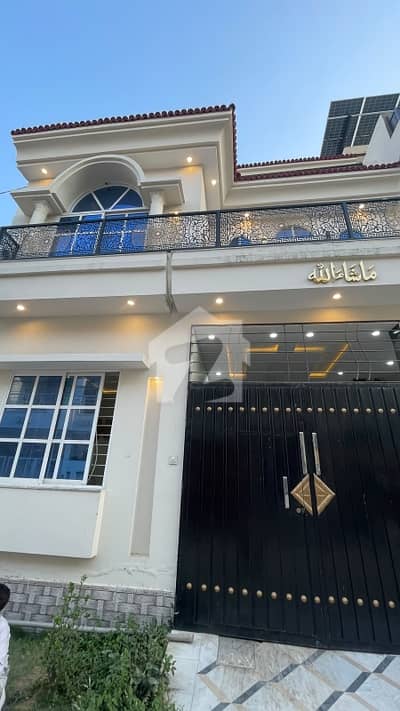 Ready To Buy A Prime Location House 5 Marla In Peshawar