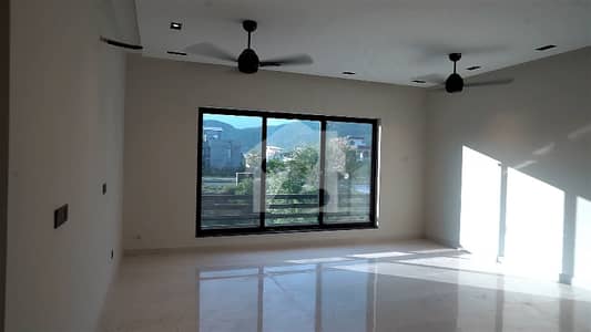 D 12 Brand New Modran Designer House For Rent Size 1 Kanal