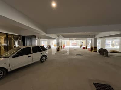 Brand New 4 Bed Corner Appartment Available For Rent