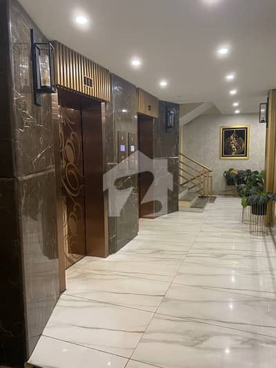 2100 SQ FT CORNER APARTMENT AVAILABLE FOR SALE