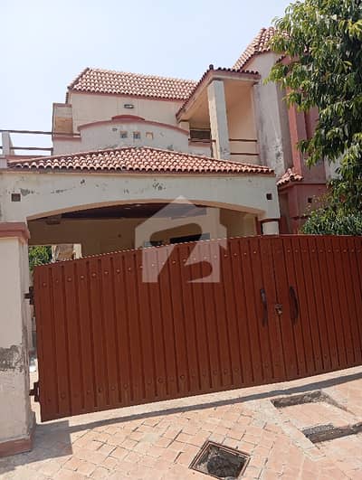 11Marla House For Rent in Paragon City  Beautiful House  Near to Park  Near to Commercial