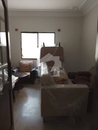 گلستانِِ جوہر ۔ بلاک 2 گلستانِ جوہر,کراچی میں 3 کمروں کا 5 مرلہ مکان 2.7 کروڑ میں برائے فروخت۔