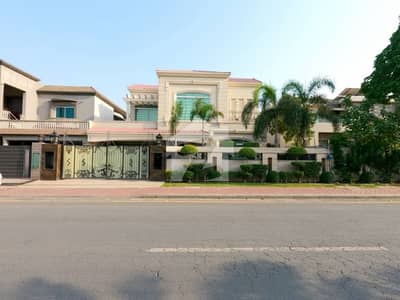 1 Kanal Spacious House Is Available In Bahria Town - Jasmine Block For Sale