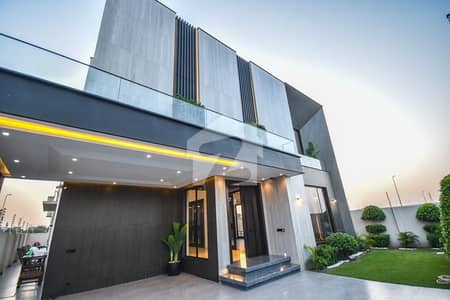 DHA PHASE 5 1KANAL BEAUTIFUL HOUSE FOR RENT