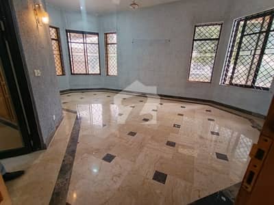 DEMOLISHED ABLE HOUSE FOR SALE SECTOR F 10 SIZE TWO KANAL. GOOD LOCATION