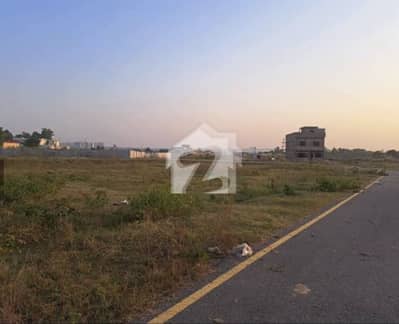 5 Marla West Open Heighted Plot