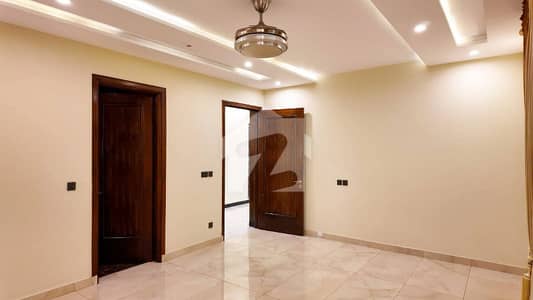 1 Kanal Upper Portion For Rent Ex Air Avenue, DHA Phase 8 1 Kanal Upper Portion For Rent Ex Air Avenue, DHA Phase 8