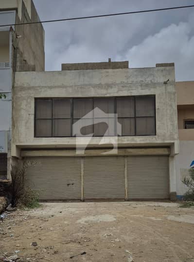 Ground Plus One Shops