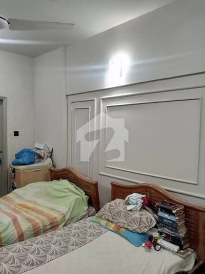 گلشن اقبال - بلاک 13-ڈی2 گلشنِ اقبال,گلشنِ اقبال ٹاؤن,کراچی میں 4 کمروں کا 9 مرلہ فلیٹ 85.0 ہزار میں کرایہ پر دستیاب ہے۔