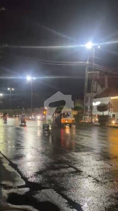Prime 4 Kanal Commercial Land | 120 Ft Front | Gulberg Main Boulevard | Available for Sale
