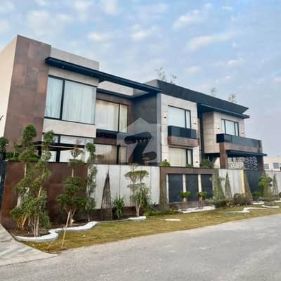 2 KANAL Fully Furnished Ful BeasMent EYE CatchIng SUPERB LUXURY BUNGALOW FOR SALE in Phase 6 DHA Lahore