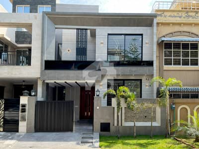 7 Marla Brand New Modern House For Sale in Lake City Sector M-7A