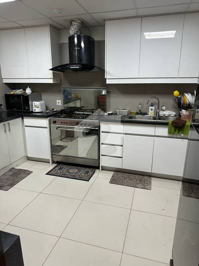 4 Bedroom Exclusive Unit For Rent In Emaar