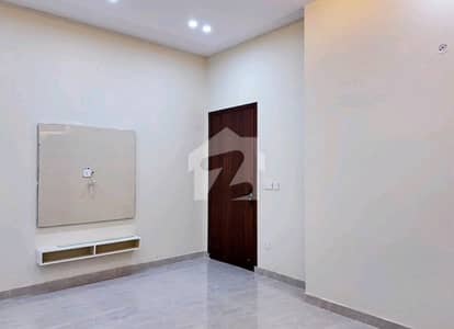 10 Marla House Situated In Nasheman-e-Iqbal Phase 2 For sale 10 Marla House Situated In Nasheman-e-Iqbal Phase 2 For sale