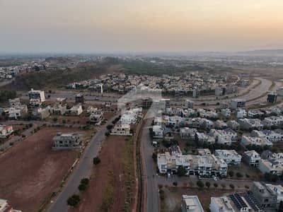 9 Marla Plot For Sale. Bahria Enclave