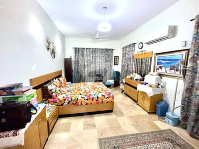 It's true that this Portion is affordable but Especially for those who have a job Not Business and have small family Its Just In 255 Really WoW Compare With other Rental Properties Then Come Here Try Not To Waste Your And Our Pricious Time Brcause T