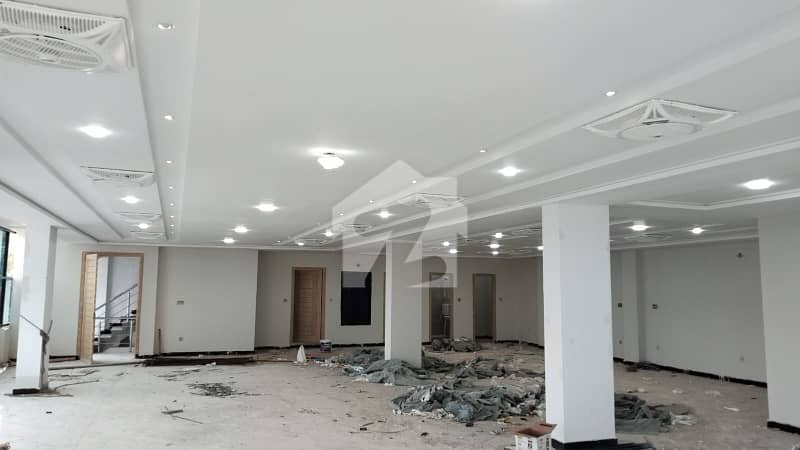 سیٹیلائیٹ ٹاؤن راولپنڈی میں 13 مرلہ Studio عمارت 5.0 لاکھ میں کرایہ پر دستیاب ہے۔ سیٹیلائیٹ ٹاؤن راولپنڈی میں 13 مرلہ Studio عمارت 5.0 لاکھ میں کرایہ پر دستیاب ہے۔