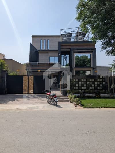 21 Marla brand new house for sale