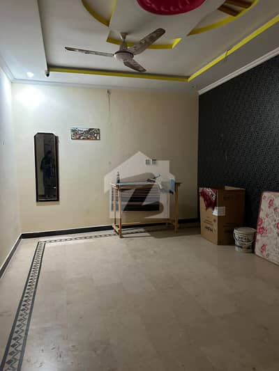 بھٹی ٹاؤن گلبرگ ایکسپریس وے,گلبرگ,اسلام آباد میں 8 کمروں کا 7 مرلہ عمارت 3.5 کروڑ میں برائے فروخت۔