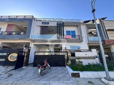 *8 Marla Luxury House for Sale in Faisal town Islamabad- Your Dream lome Awaits!* Located in a premium gated society with_all modern amenities_, this stunning 8 Marla residence is priced at *Rs:3.60Cr* - perfect for those who value elegance, comfort & status.