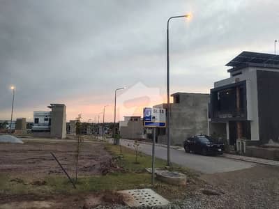 5 Marla Corner Plot 1 Marla Extra land for Sale