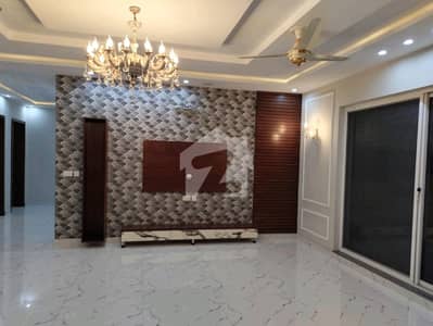 5 Marla Upper Portion For rent In Bahria Town - Sector C Lahore