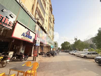 گلستانِ جوہر کراچی میں 3 مرلہ Studio دکان 2.25 لاکھ میں کرایہ پر دستیاب ہے۔ گلستانِ جوہر کراچی میں 3 مرلہ Studio دکان 2.25 لاکھ میں کرایہ پر دستیاب ہے۔