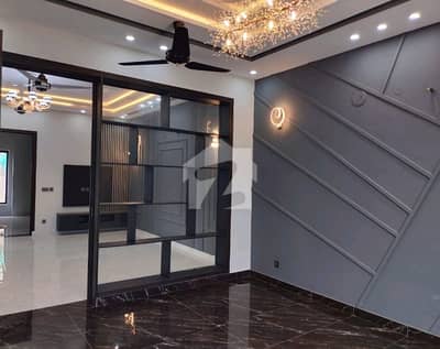 House Of 5 Marla Is Available For Sale In Bahria Town - Sector C, Lahore House Of 5 Marla Is Available For Sale In Bahria Town - Sector C, Lahore