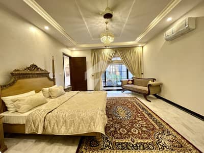 ڈی ایچ اے فیز 7 - بلاک زیڈ ڈی ایچ اے فیز 7,ڈیفنس (ڈی ایچ اے),لاہور میں 5 کمروں کا 1 کنال مکان 5.0 لاکھ میں کرایہ پر دستیاب ہے۔ ڈی ایچ اے فیز 7 - بلاک زیڈ ڈی ایچ اے فیز 7,ڈیفنس (ڈی ایچ اے),لاہور میں 5 کمروں کا 1 کنال مکان 5.0 لاکھ میں کرایہ پر دستیاب ہے۔