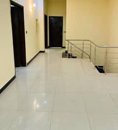 3 Bed DDL 125 sq yd Villa FOR SALE at Precicnt-11B (All Amenities Nearby) Heighted Location Investor Rates
