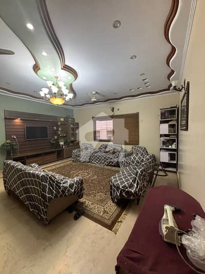400 Square Yards Owner Built House For Sale Block 3a Gulistan-E-Jauhar