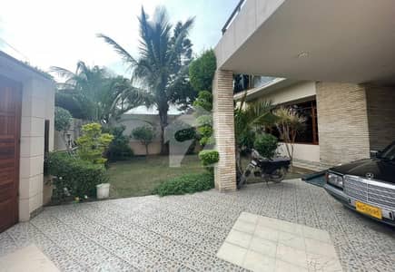 Architect Designer Bungalow Available For Rent