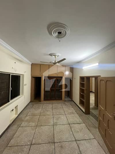 Full House Available For Rent in G11