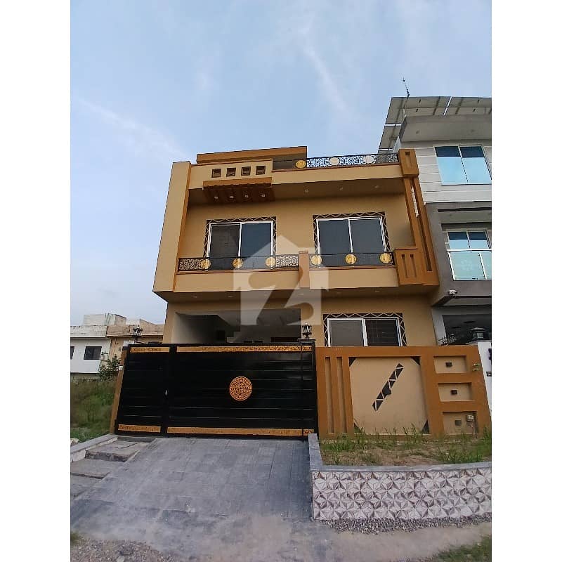 6 Marla Brand New House For Sale 6 Marla Brand New House For Sale