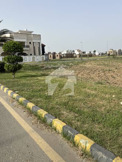 سٹی ہاؤسنگ سوسائٹی - بلاک اے ایکسٹینشن سٹی ہاؤسنگ سوسائٹی,سیالکوٹ میں 5 مرلہ رہائشی پلاٹ 50.0 لاکھ میں برائے فروخت۔