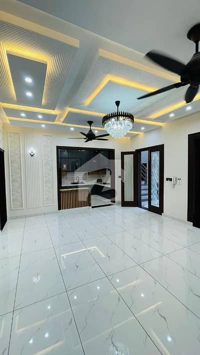 10 Marla House For Sale In DC Colony Gujranwala
