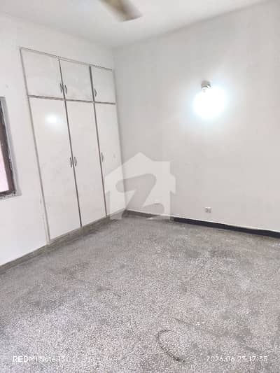 2 Bedrooms & 2 Bathrooms TV Lounge Kitchen 2 Bedrooms & 2 Bathrooms TV Lounge Kitchen