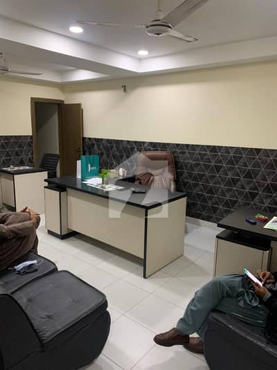 مری روڈ راولپنڈی میں 2 کمروں کا 3 مرلہ فلیٹ 1.15 کروڑ میں برائے فروخت۔