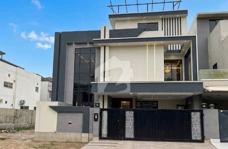 Your Dream Brand New 10 Marla House Is Available In Wapda Town Phase 2 - Block R