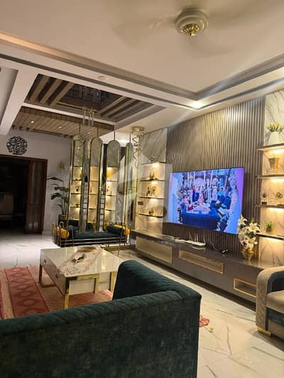 گلستانِِ جوہر ۔ بلاک 20 گلستانِ جوہر,کراچی میں 16 مرلہ Studio مکان 14.0 کروڑ میں برائے فروخت۔