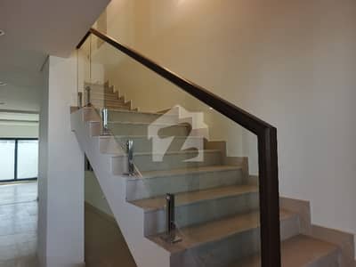 Half Kanal Luxury Villa for Sale in Eighteen Islamabad | Stunning Parkway Views