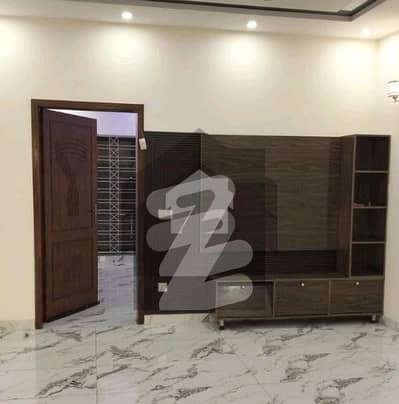10 Marla Brand New Beautiful Upper Portion Available For Rent In Bahria Town Lahore