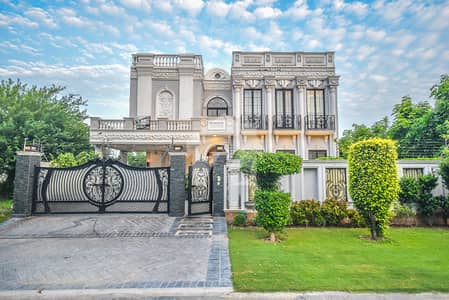 ڈی ایچ اے فیز 7 ڈیفنس (ڈی ایچ اے),لاہور میں 5 کمروں کا 1 کنال مکان 9.1 کروڑ میں برائے فروخت۔