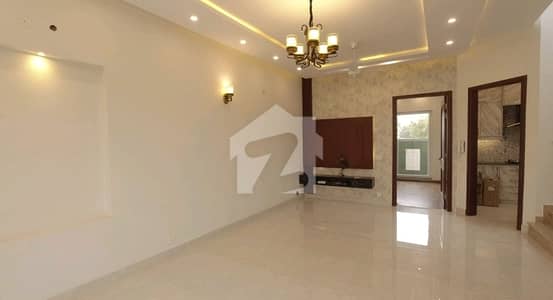 House For Grabs In 5 Marla Lahore