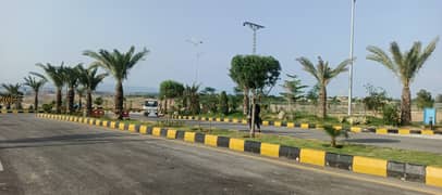 8 Marla Boulevard Corner Commercial Plot For Sale