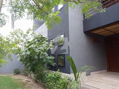 20 Marla House Is Available For sale In Raza Town